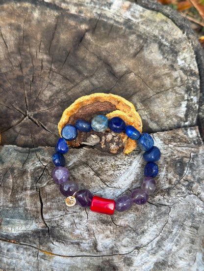 Lapis Lazuli - Natural Coral - Amethyst Bracelet