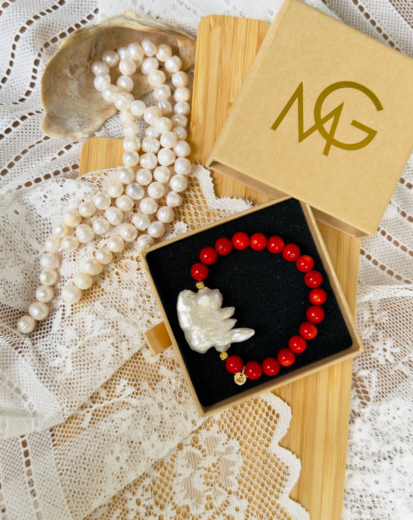 Natural Coral - Unique Natural Pearl Bracelet