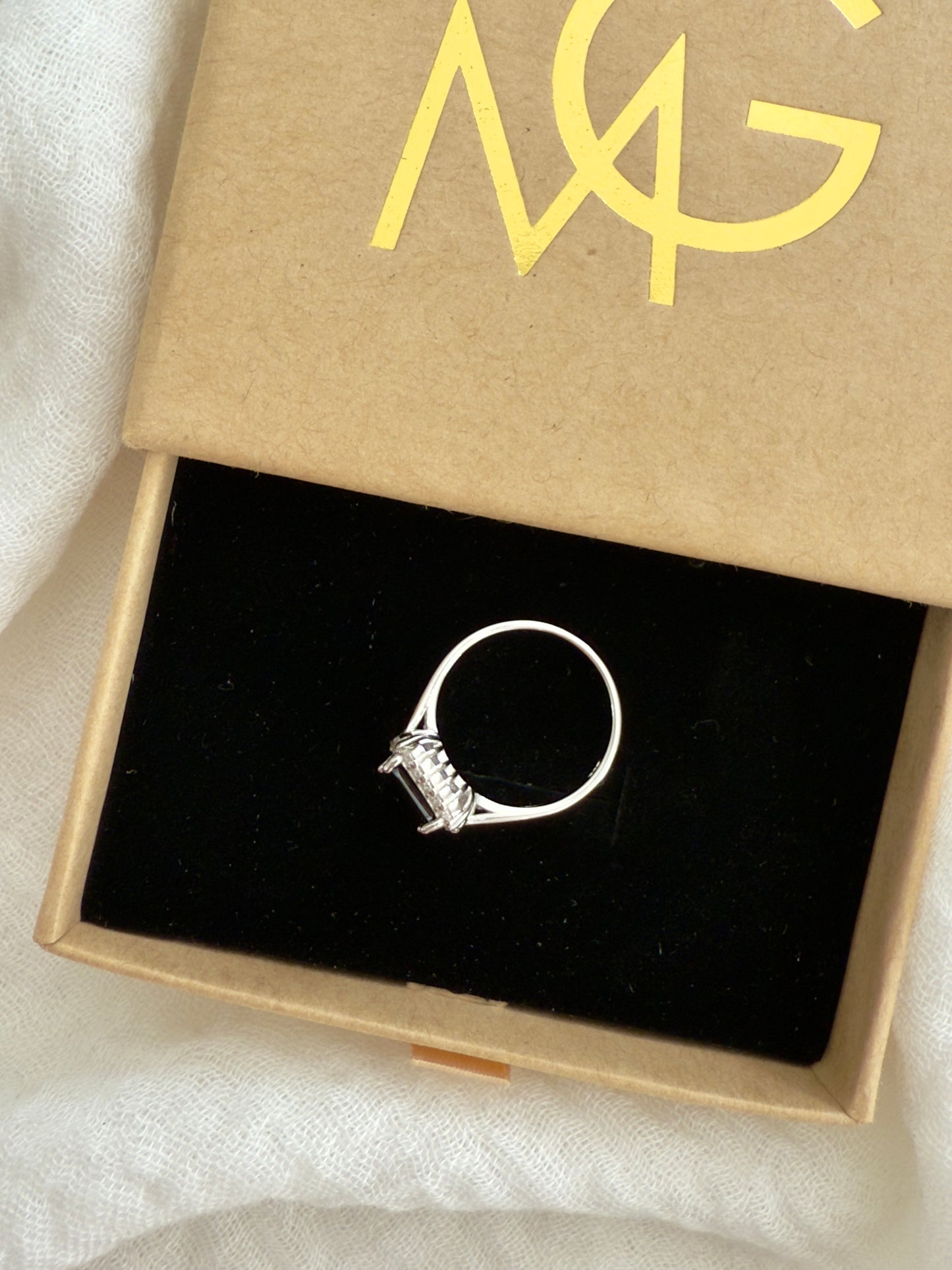 Woman's Design Black Crystal Ring Stirling Silver W/ Zircon