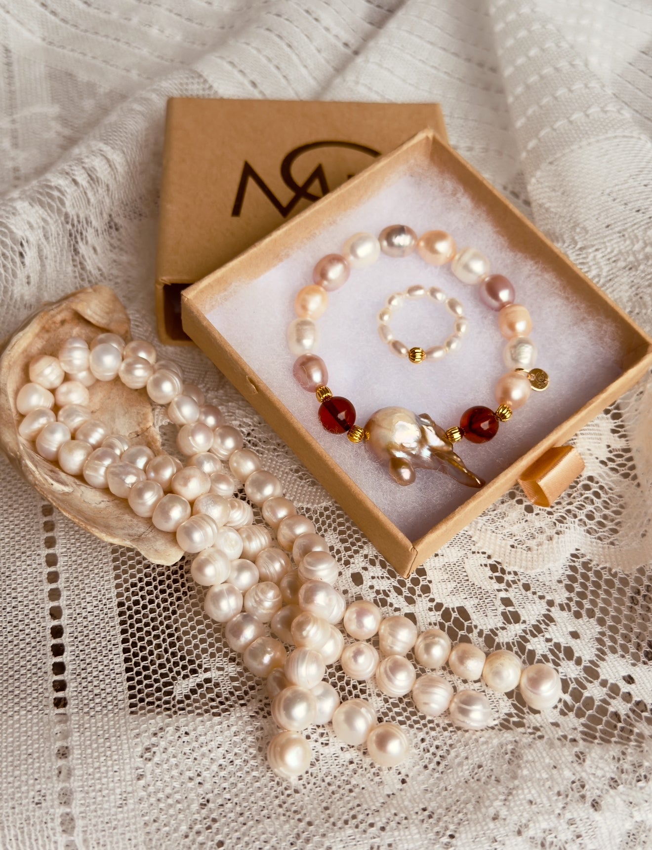 Natural Colored Pearls - Natural Amber Bracelet + Natural Pearl Ring Set