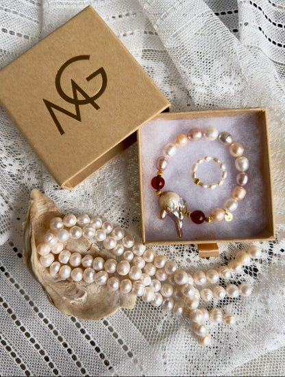 Natural Colored Pearls - Natural Amber Bracelet + Natural Pearl Ring Set