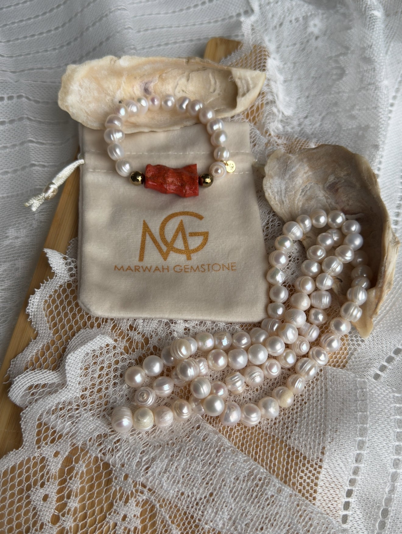 Natural Coral - Pearl Bracelet