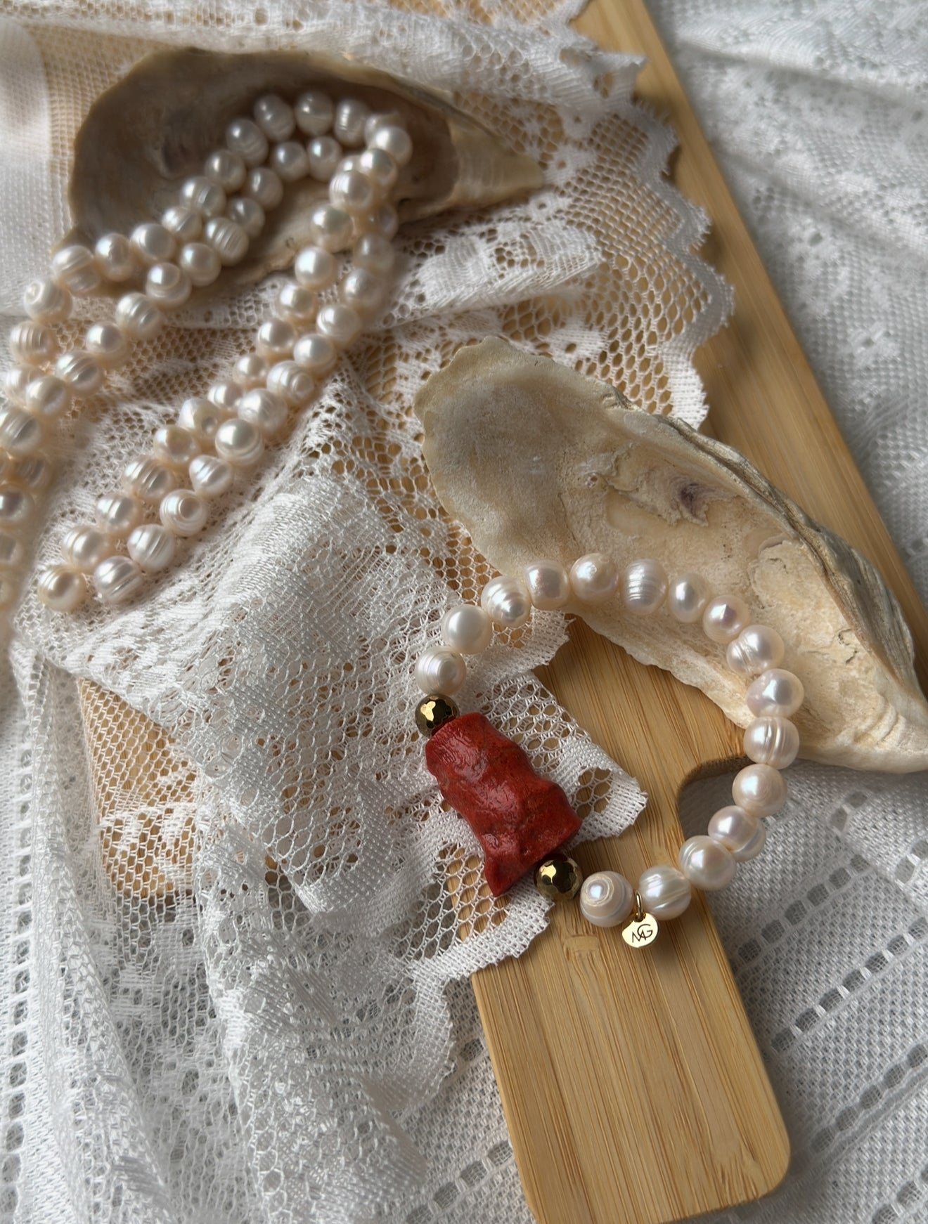 Natural Coral - Pearl Bracelet