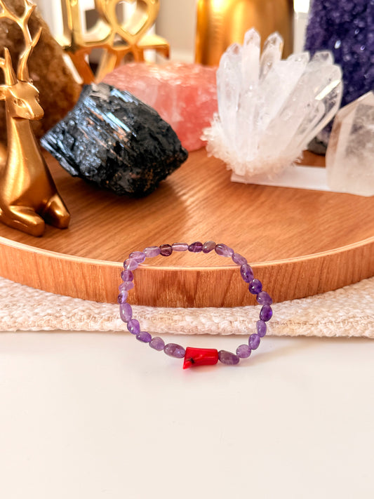 Tiny Amethyst - Natural Coral Bracelet