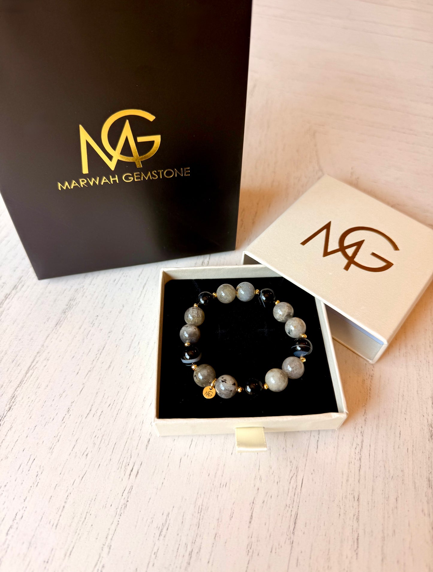 Labradorite - Black Agate Bracelet