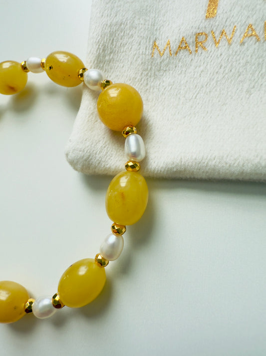 Yellow Amber - Culture Pearl Bracelet With Hematite Spacers