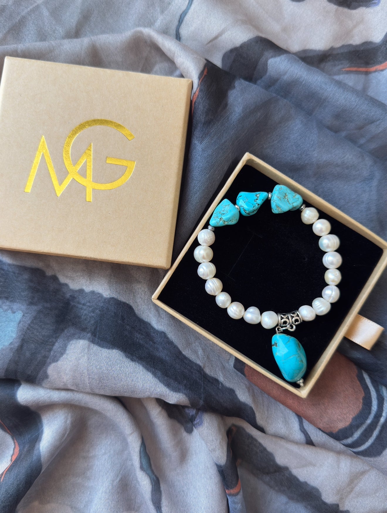 Raw Turquoise - Natural Pearl Bracelet
