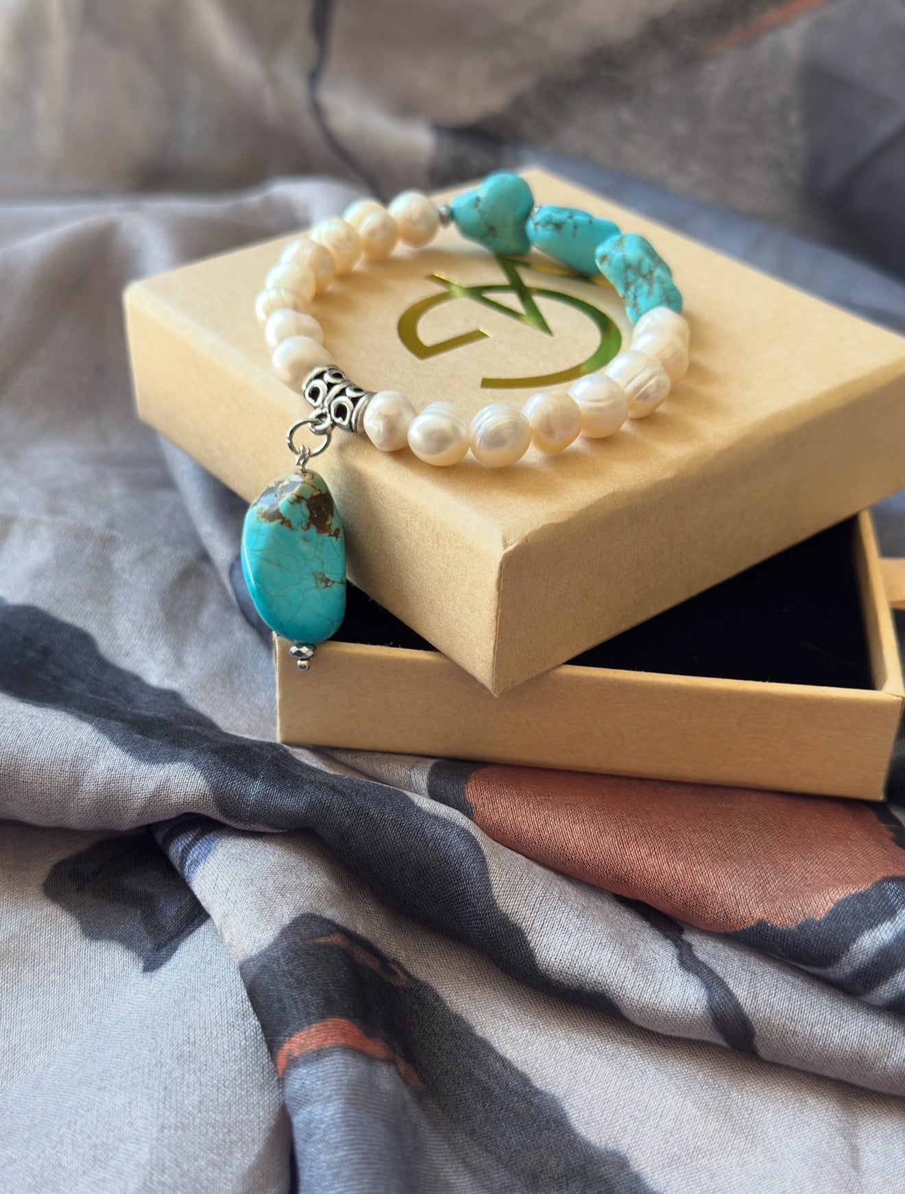 Raw Turquoise - Natural Pearl Bracelet