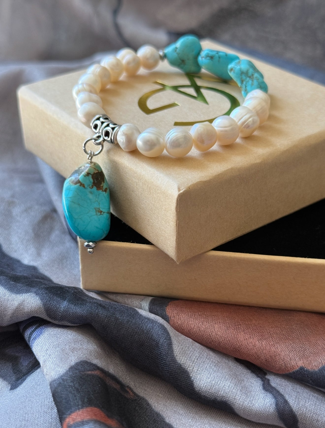 Raw Turquoise - Natural Pearl Bracelet