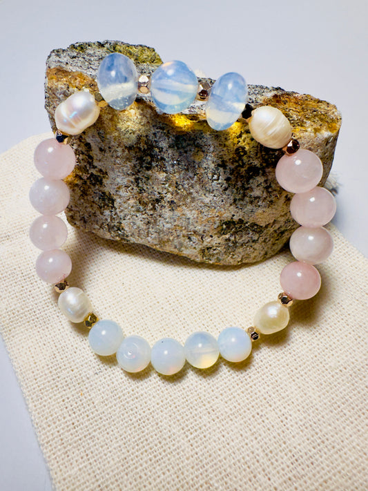 Moonstone-Rose Quartz-Pearl Bracelet