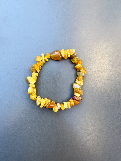 Chipped Yellow Agate Bracelet
